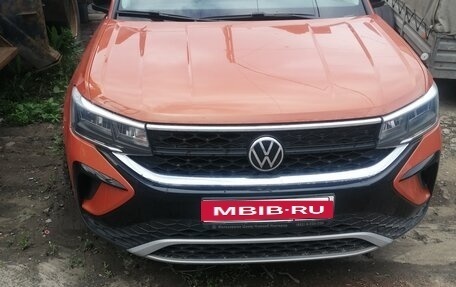 Volkswagen Taos, 2021 год, 2 300 000 рублей, 1 фотография