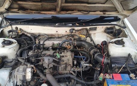 Toyota Camry, 1988 год, 200 000 рублей, 8 фотография