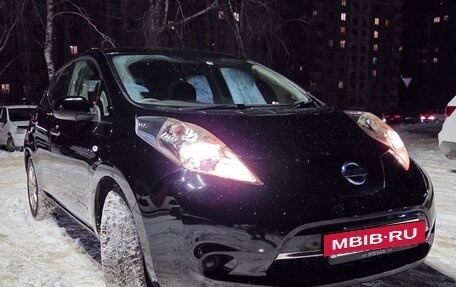 Nissan Leaf I, 2012 год, 650 000 рублей, 7 фотография