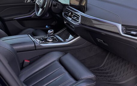 BMW X5, 2019 год, 6 400 000 рублей, 14 фотография