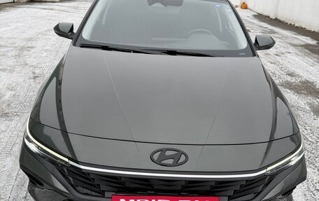 Hyundai Elantra, 2023 год, 2 300 000 рублей, 9 фотография
