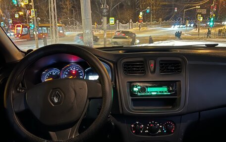 Renault Logan II, 2017 год, 499 000 рублей, 9 фотография