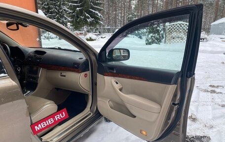 Toyota Avensis III рестайлинг, 2004 год, 525 000 рублей, 10 фотография