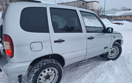 Chevrolet Niva I рестайлинг, 2004 год, 270 000 рублей, 5 фотография