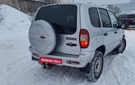 Chevrolet Niva I рестайлинг, 2004 год, 270 000 рублей, 4 фотография