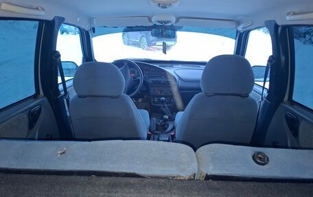 Chevrolet Niva I рестайлинг, 2004 год, 270 000 рублей, 12 фотография