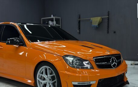 Mercedes-Benz C-Класс AMG, 2011 год, 2 350 000 рублей, 4 фотография