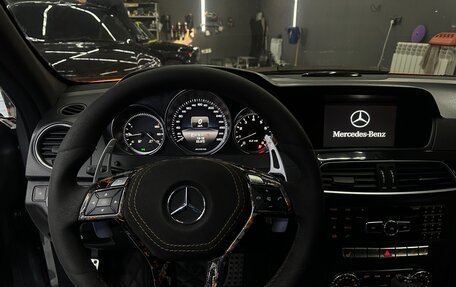 Mercedes-Benz C-Класс AMG, 2011 год, 2 350 000 рублей, 11 фотография