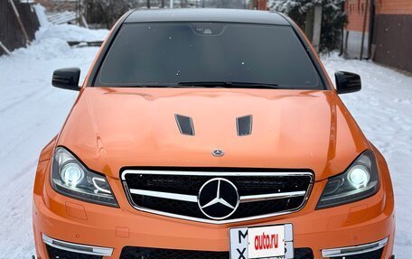 Mercedes-Benz C-Класс AMG, 2011 год, 2 350 000 рублей, 13 фотография