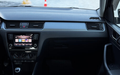 Skoda Rapid I, 2018 год, 1 289 000 рублей, 17 фотография