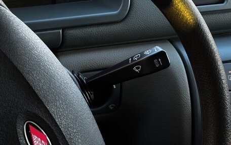 ЛуАЗ Patriot, 2007 год, 449 000 рублей, 26 фотография