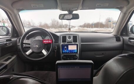 Chrysler 300C II, 2006 год, 1 350 000 рублей, 8 фотография