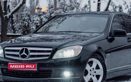Mercedes-Benz C-Класс, 2009 год, 1 100 000 рублей, 1 фотография