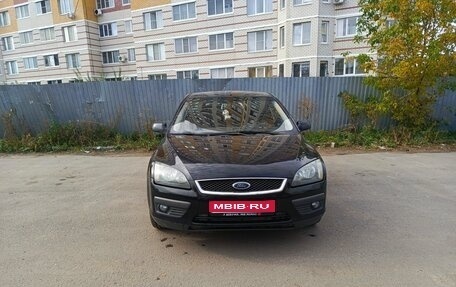 Ford Focus II рестайлинг, 2005 год, 310 000 рублей, 1 фотография