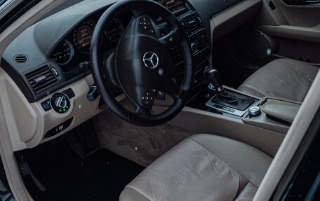 Mercedes-Benz C-Класс, 2009 год, 1 100 000 рублей, 8 фотография