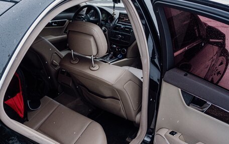 Mercedes-Benz C-Класс, 2009 год, 1 100 000 рублей, 10 фотография