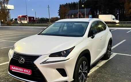 Lexus NX I, 2019 год, 3 500 000 рублей, 2 фотография