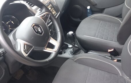 Renault Sandero II рестайлинг, 2020 год, 1 600 000 рублей, 7 фотография