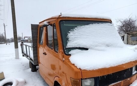 Mercedes-Benz W123, 1980 год, 350 000 рублей, 3 фотография
