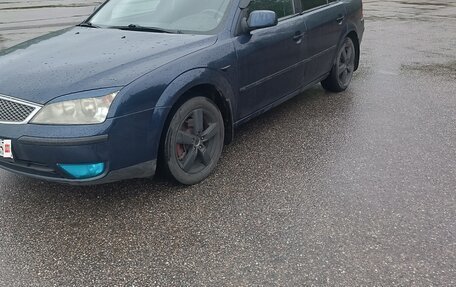 Ford Mondeo III, 2004 год, 245 000 рублей, 2 фотография