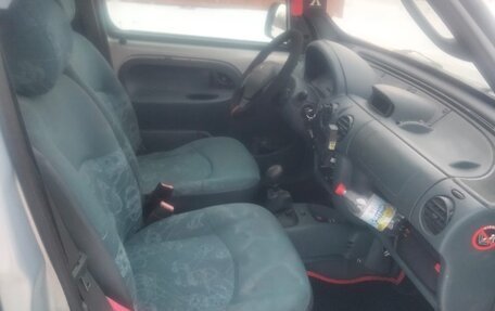 Renault Kangoo II рестайлинг, 2000 год, 200 000 рублей, 12 фотография