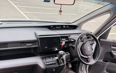 Honda Stepwgn IV, 2021 год, 2 450 000 рублей, 12 фотография