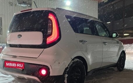 KIA Soul II рестайлинг, 2018 год, 1 600 000 рублей, 4 фотография