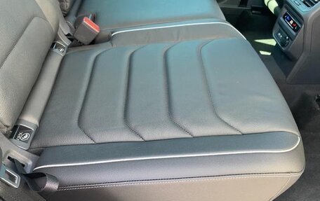 Volkswagen Tiguan II, 2022 год, 1 910 000 рублей, 14 фотография