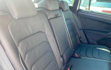 Volkswagen Tiguan II, 2022 год, 1 910 000 рублей, 16 фотография