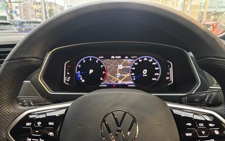 Volkswagen Tiguan II, 2022 год, 1 910 000 рублей, 18 фотография