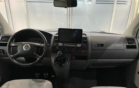 Volkswagen Transporter T5 рестайлинг, 2007 год, 999 000 рублей, 5 фотография