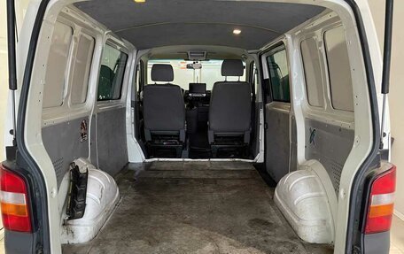 Volkswagen Transporter T5 рестайлинг, 2007 год, 999 000 рублей, 12 фотография
