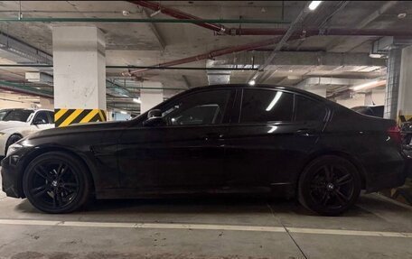 BMW 3 серия, 2018 год, 1 950 000 рублей, 2 фотография
