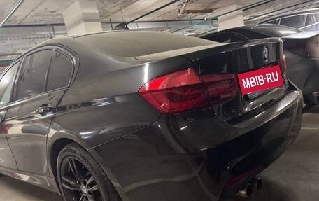 BMW 3 серия, 2018 год, 1 950 000 рублей, 3 фотография