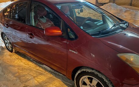 Toyota Prius, 2006 год, 550 000 рублей, 3 фотография