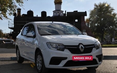 Renault Logan II, 2021 год, 945 000 рублей, 2 фотография