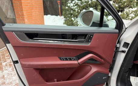 Porsche Cayenne III, 2025 год, 19 000 000 рублей, 14 фотография