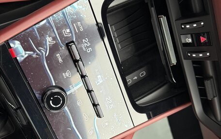 Porsche Cayenne III, 2025 год, 19 000 000 рублей, 27 фотография