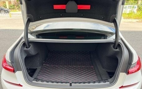 BMW 3 серия, 2021 год, 3 000 000 рублей, 8 фотография