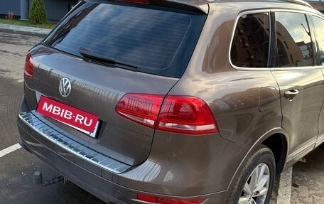 Volkswagen Touareg III, 2011 год, 1 800 000 рублей, 4 фотография