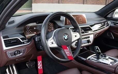 BMW 7 серия, 2019 год, 9 800 000 рублей, 13 фотография