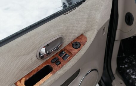 KIA Carnival III, 2004 год, 375 000 рублей, 14 фотография