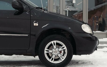 KIA Carnival III, 2004 год, 375 000 рублей, 8 фотография