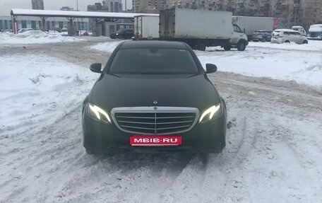 Mercedes-Benz E-Класс, 2019 год, 1 999 999 рублей, 1 фотография