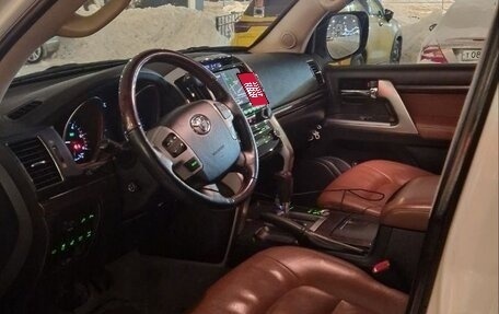 Toyota Land Cruiser 200, 2015 год, 4 900 000 рублей, 7 фотография