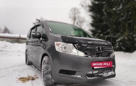 Honda Stepwgn IV, 2011 год, 1 450 000 рублей, 2 фотография