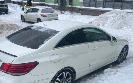 Mercedes-Benz E-Класс, 2013 год, 2 150 000 рублей, 4 фотография