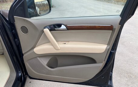 Audi Q7, 2006 год, 850 000 рублей, 22 фотография