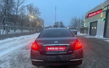 Nissan Teana, 2010 год, 825 000 рублей, 9 фотография