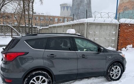 Ford Escape III, 2019 год, 2 000 000 рублей, 6 фотография